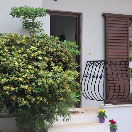 Athens Marialena Apartment ภายนอก รูปภาพ